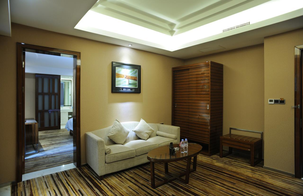 Jiangxi Seven Star Shang Wu Hotel Nanchang  Dış mekan fotoğraf