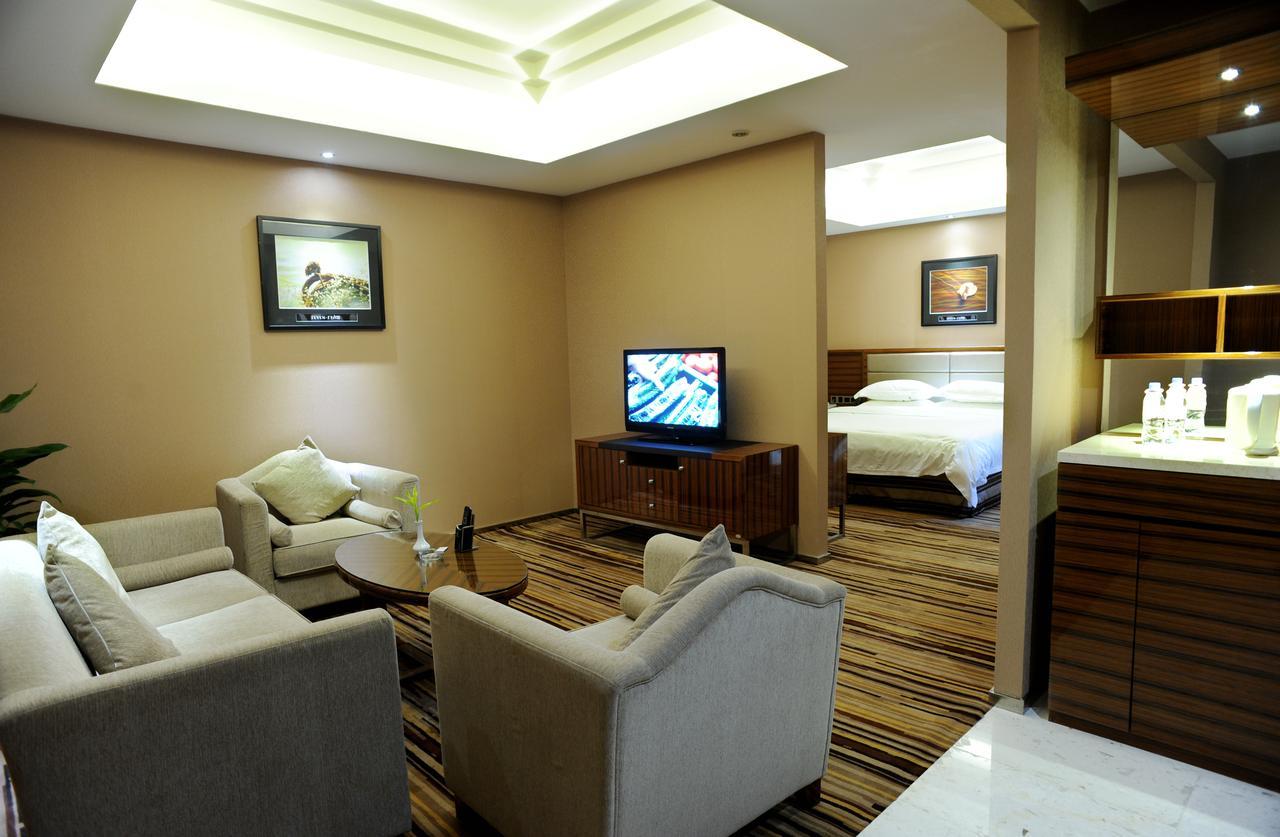 Jiangxi Seven Star Shang Wu Hotel Nanchang  Dış mekan fotoğraf